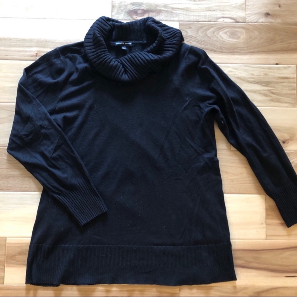 Turtle neck sweater